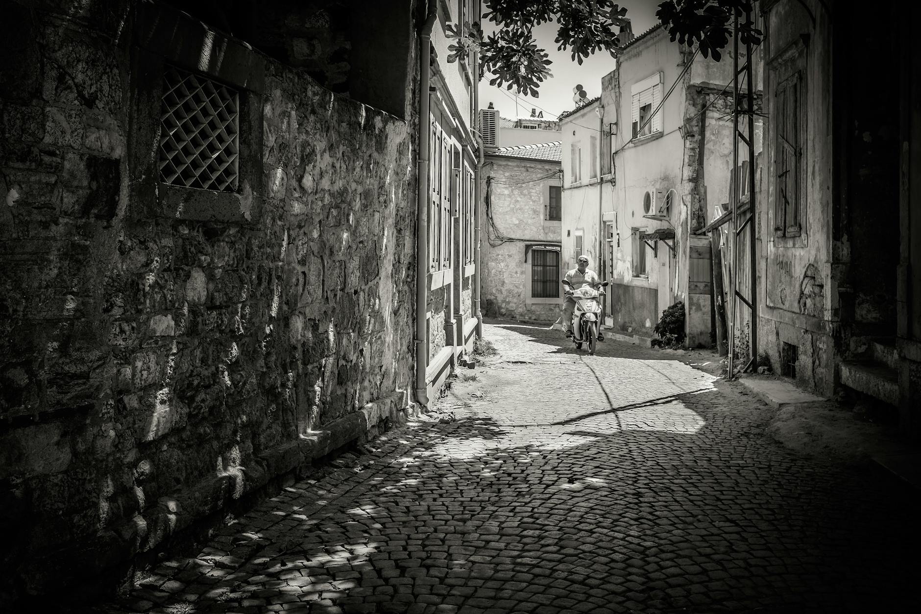 Common Pacing Mistakes on Long Bike Rides and How to Avoid Them