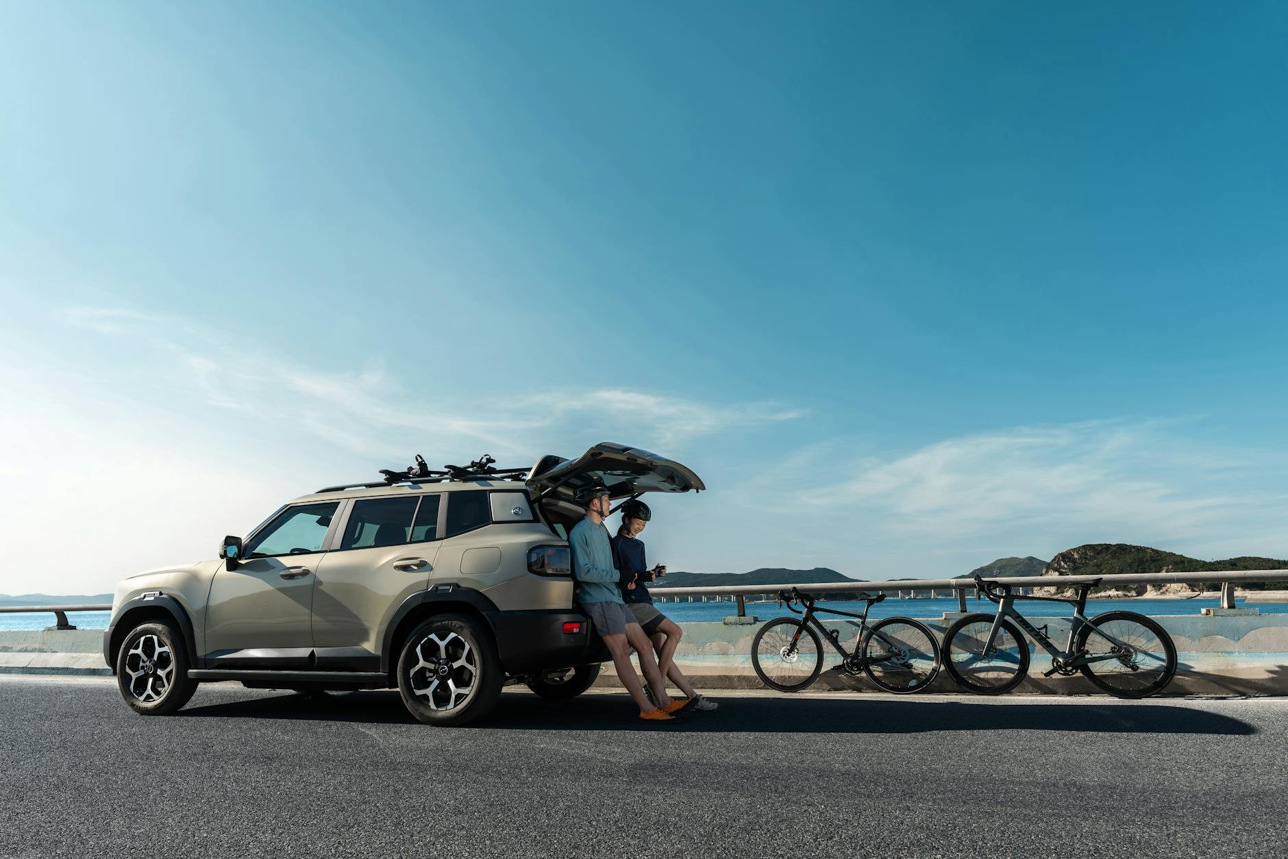 Comparing the Top Hybrid Bikes in the $400-$500 Range