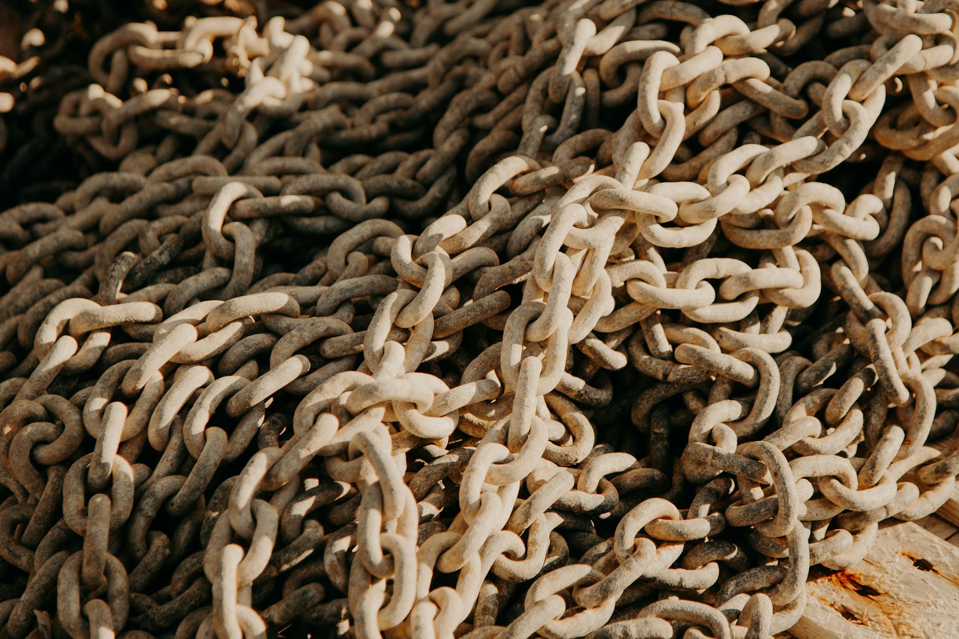 Folding Mechanisms and Durability Considerations