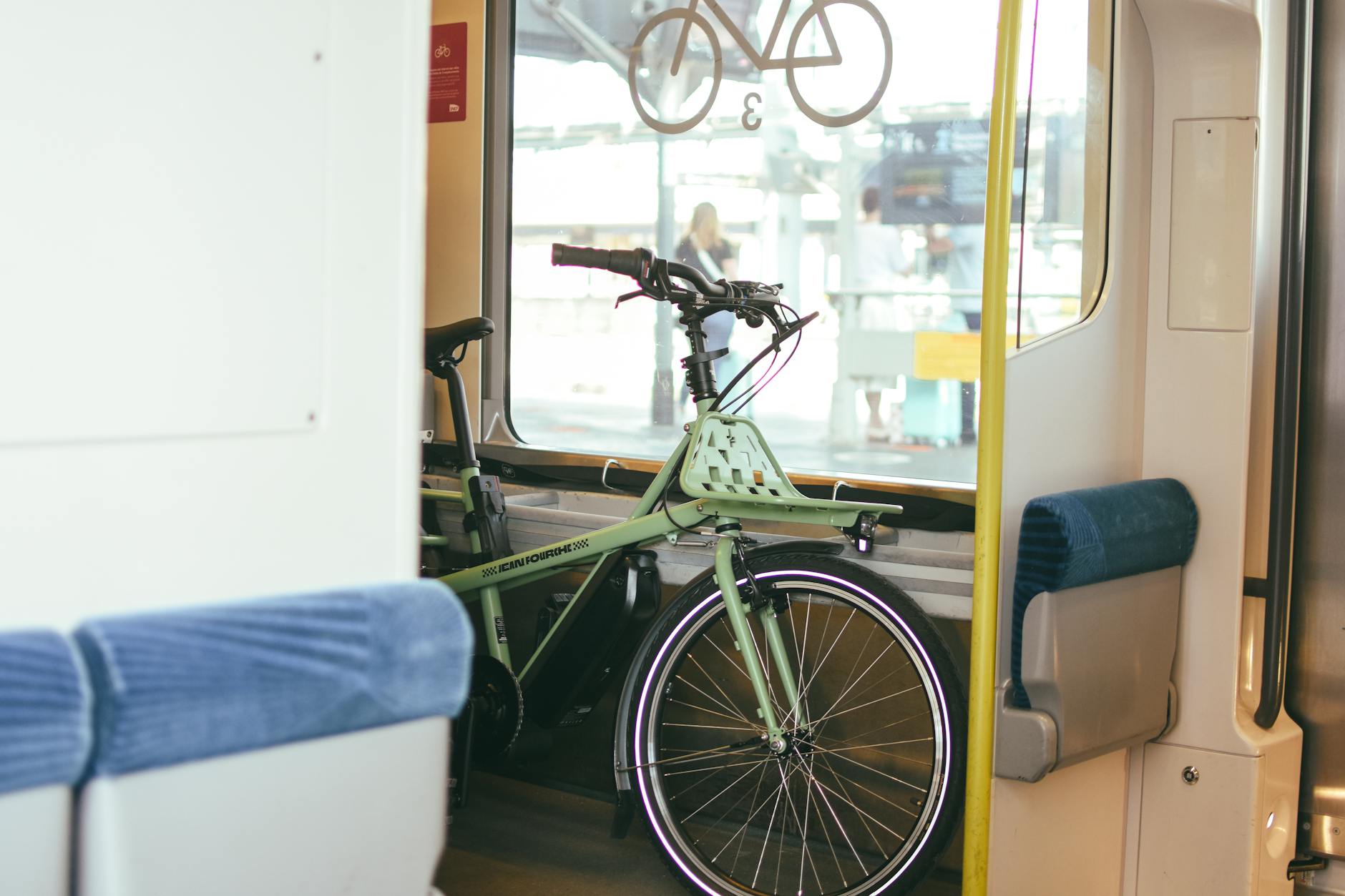 How Does Bike Commuting Improve Your Physical and Mental Health?