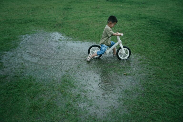 Kids Bike Accessories That Make Riding More Fun - Featured image