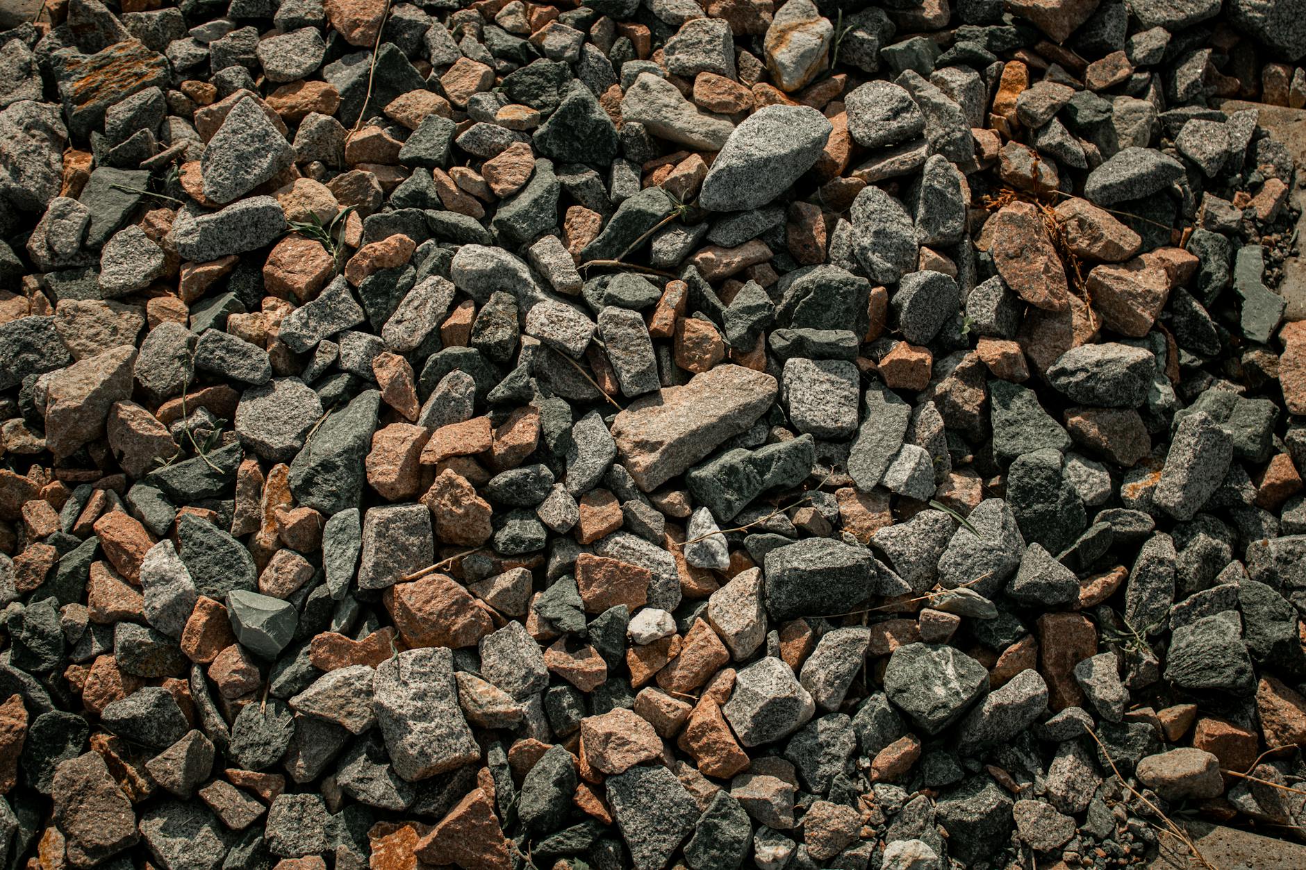 What Makes Gravel Bike Handlebars Different from Road Handlebars?