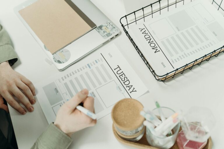 Bike Maintenance Schedule: What to Do Weekly and Monthly - Featured image