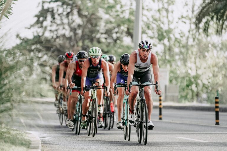 Best Bike Computers for Tracking Speed, Distance, and More - Featured image