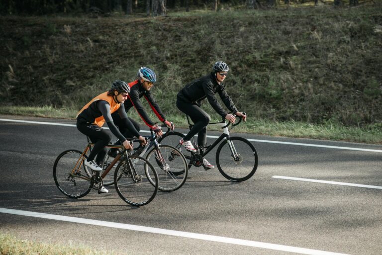 Best Cycling Road Safety Courses and Training Programs - Featured image