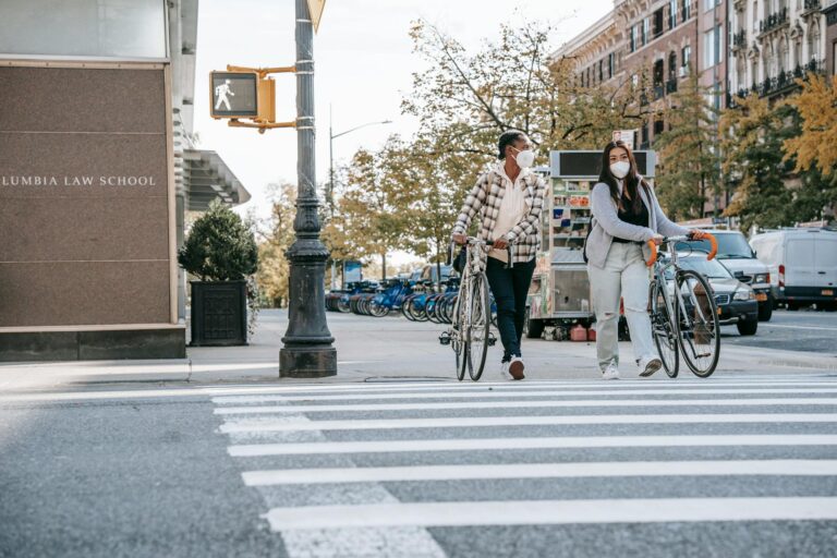 Bike Helmet Laws by State and Why You Should Wear One - Featured image