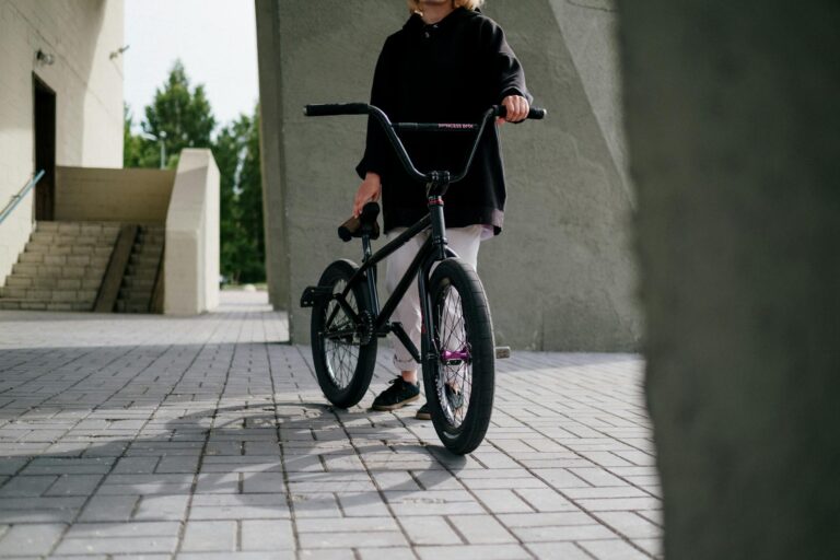BMX Wheel Sizes Explained: 20 Inch vs Larger Options - Featured image