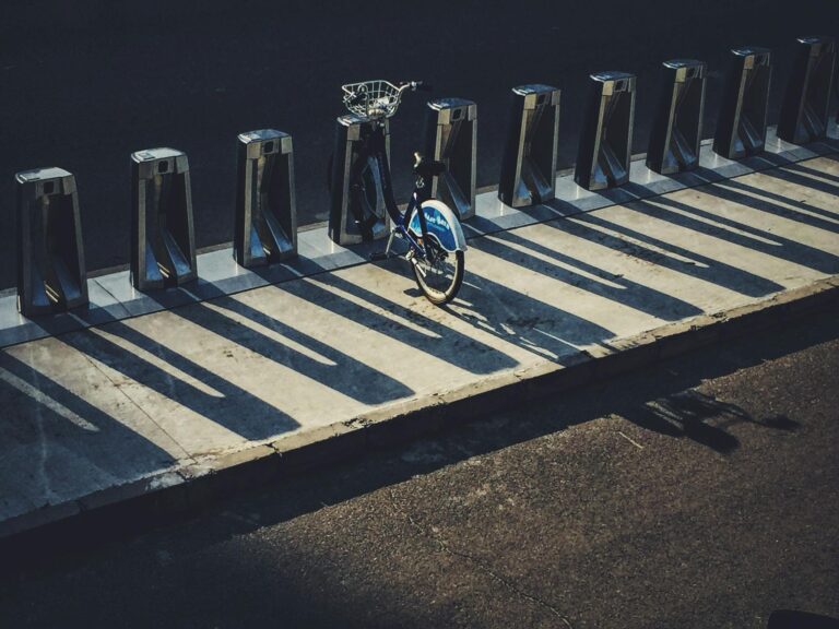 How Bicycle Infrastructure Supports Daily Transportation - Featured image