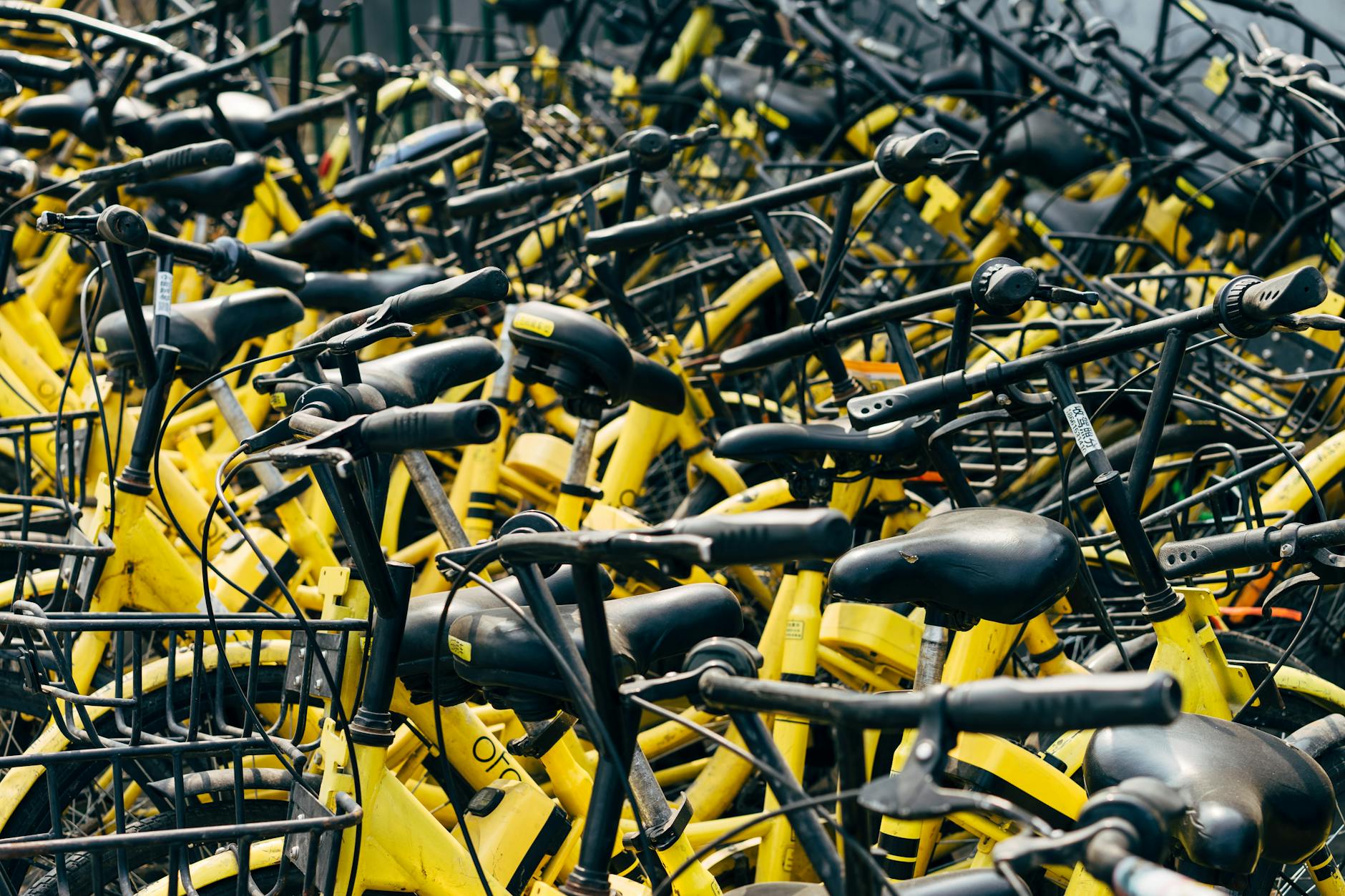 How Do Bicycles and Cars Actually Compare for Short Distance Trips Under Five Miles?