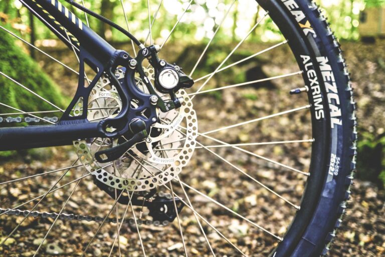 How to Choose Bike Tires for Your Type of Riding - Featured image