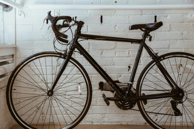 How to Hang Your Bike on the Wall to Save Space - Featured image
