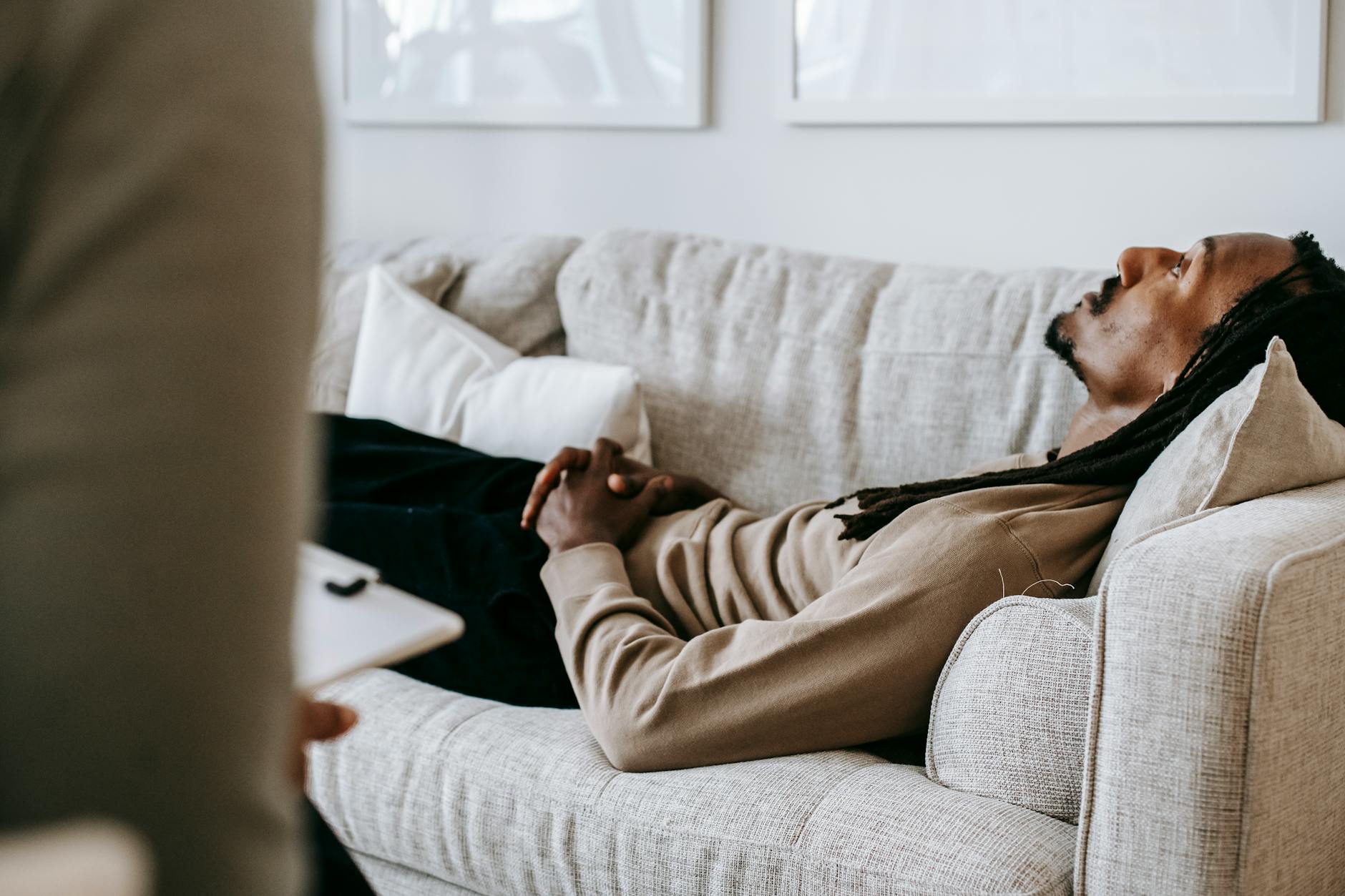 The Role of Self-Talk and Mental Scripts in Sustaining Hard Efforts