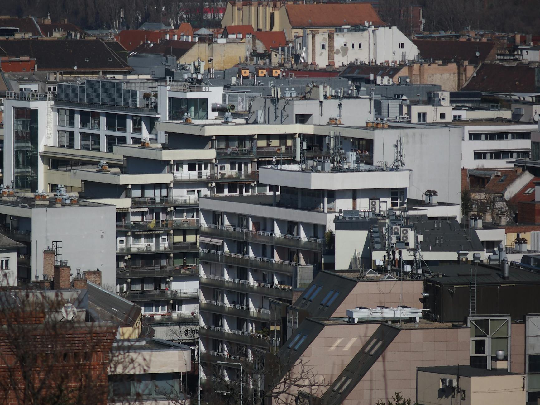 Understanding Dual-Density Construction and Control Feel