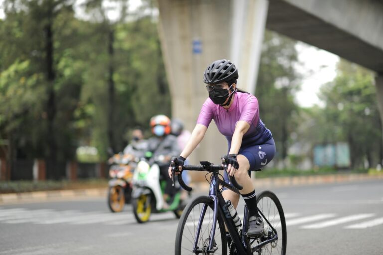 At Least 35% of New Cyclists Quit Within 6 Months Because of 1 Preventable Issue - Featured image
