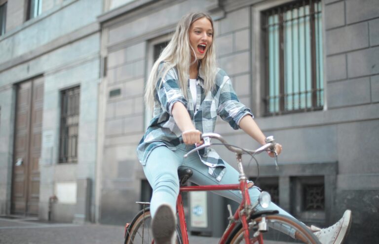 How to Choose Your First Bike as an Adult Beginner - Featured image