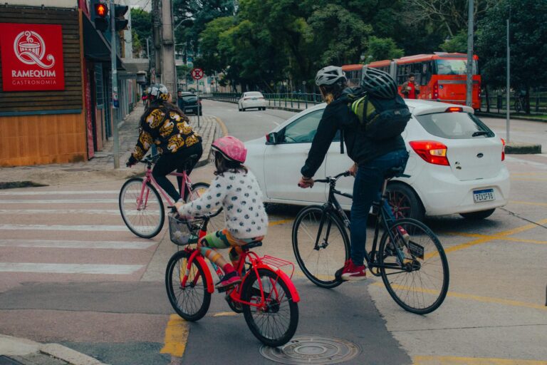 The Urban Cycling Death Rate Crisis Explained in One Statistic: 857 Cyclists Killed in 2025 - Featured image