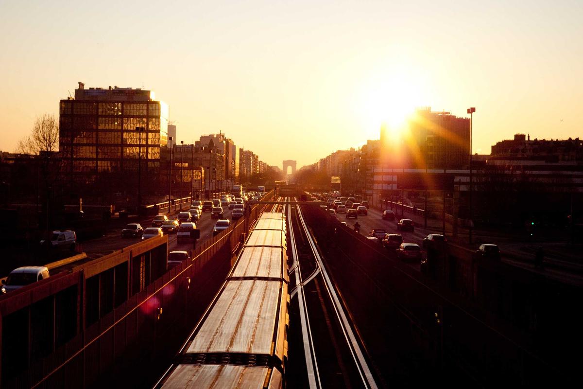 What Are the Real Safety Risks for Solo Cyclists?