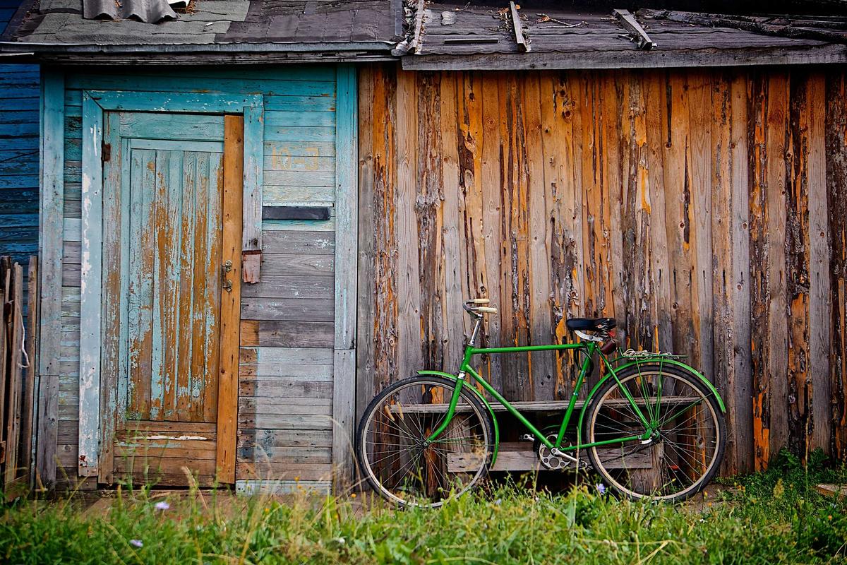 What Happens to Your Bike When It's Stored Dirty?