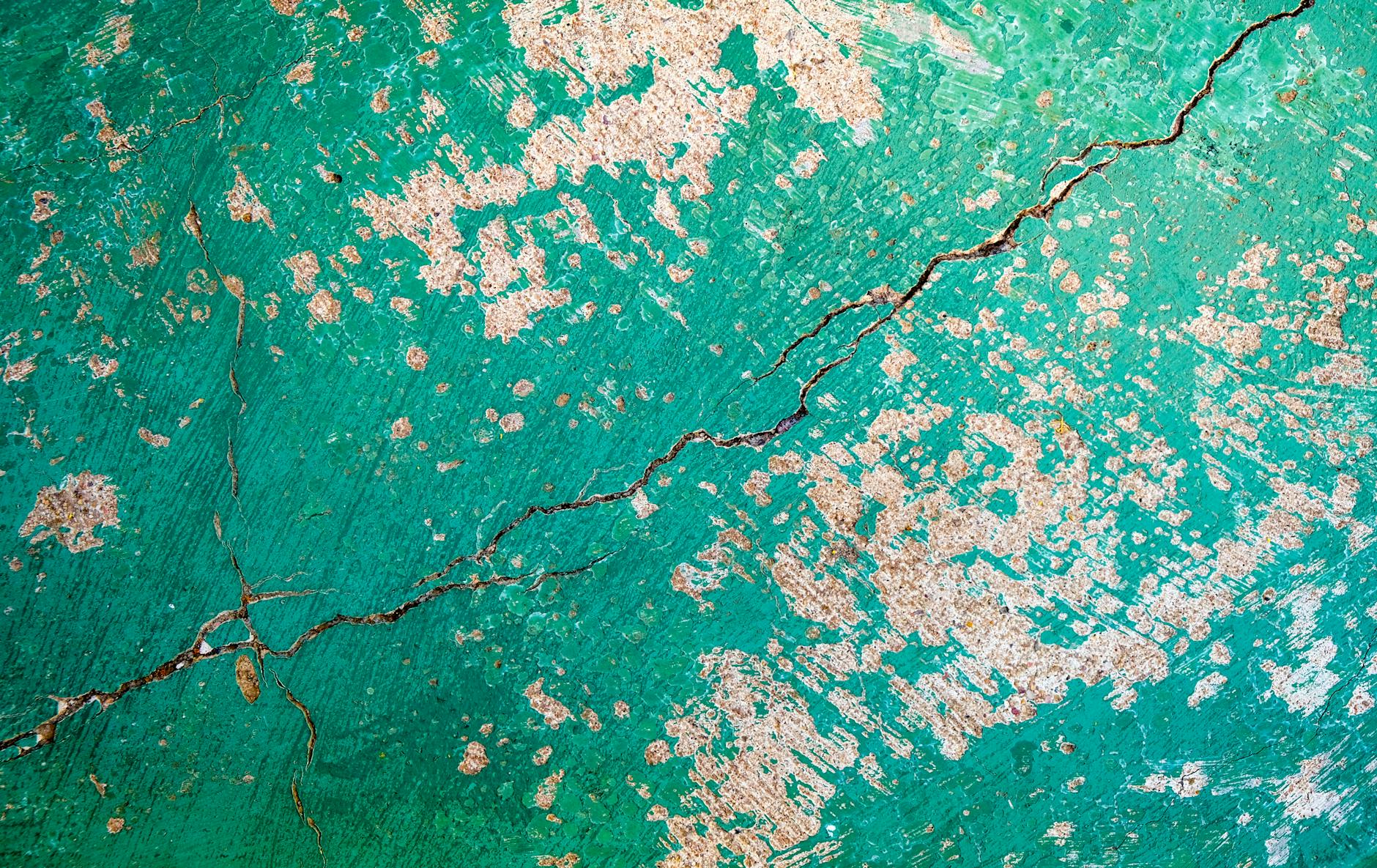 Why Hidden Cracks in Used Carbon Frames Are a Real Concern