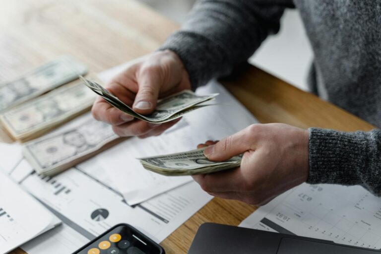 $350 Average Annual Spending on Cycling Nutrition Products That You Could Replace With Real Food for $120 - Featured image