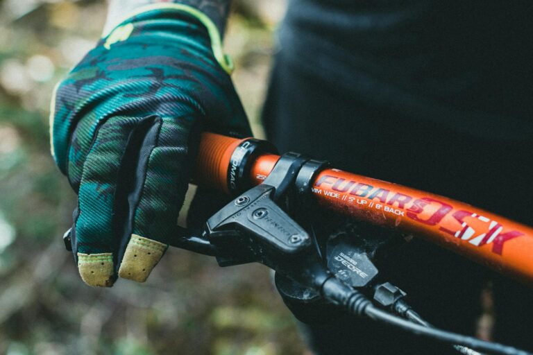 Brake Lever Reach Adjustment: What Most Small-Handed Cyclists Don't Know Could Make Braking 50% Easier - Featured image