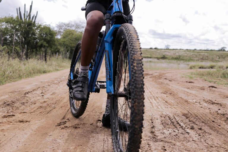 Cleat Positioning: What Most Cyclists Don't Know About 2mm of Adjustment Could Fix Their Knee Pain - Featured image