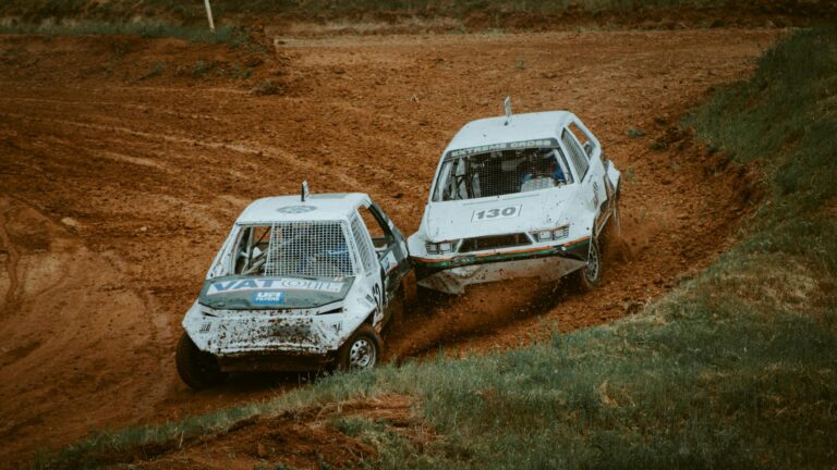 Gravel Racing in 2026: 1,800 Events Nationwide and Entry Fees Averaging $95 Per Race - Featured image