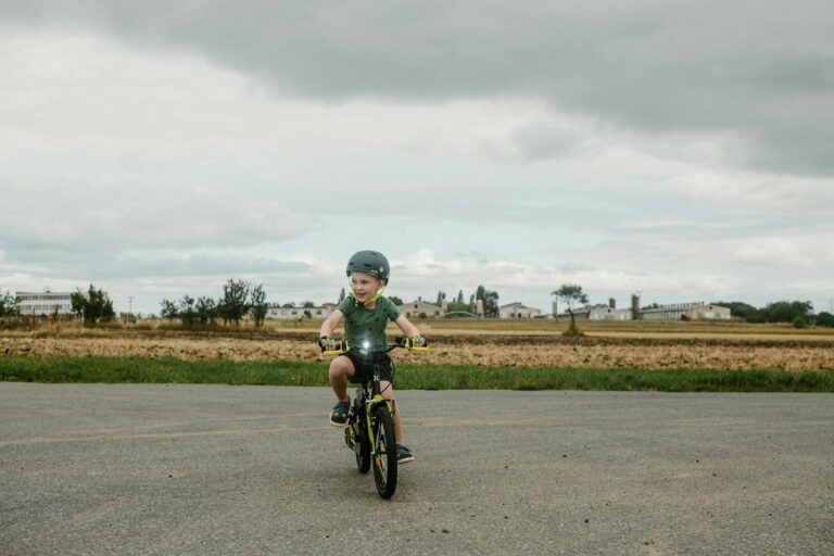 The Bike-to-School Safety Crisis Explained in One Statistic: Only 10% of Children Bike to School vs 48% in 1969 - Featured image