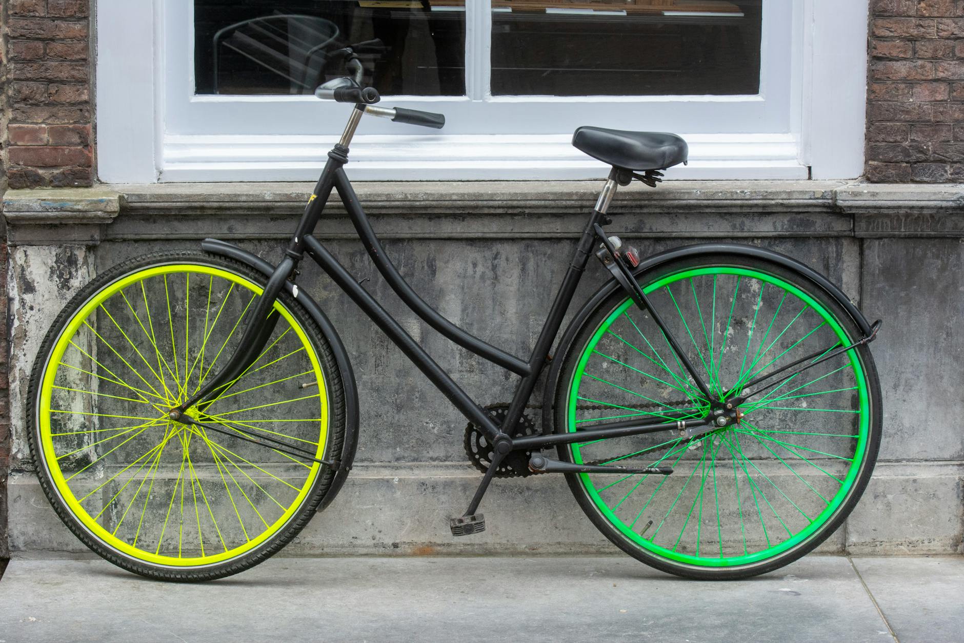 The Gender and Technology Revolution in Cycling
