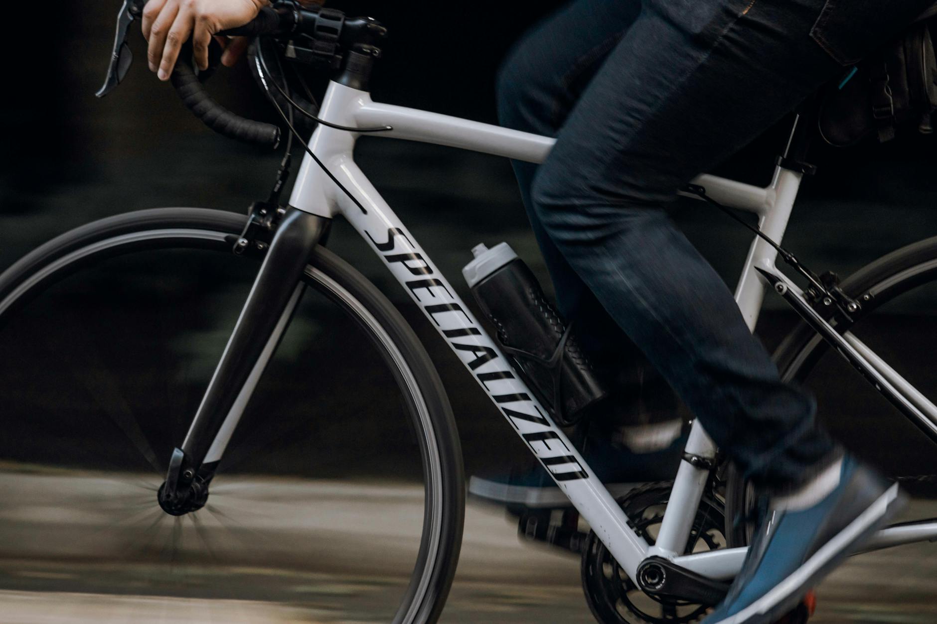 Why Proper Bike Locking Technique Remains a Mystery to Most Cyclists