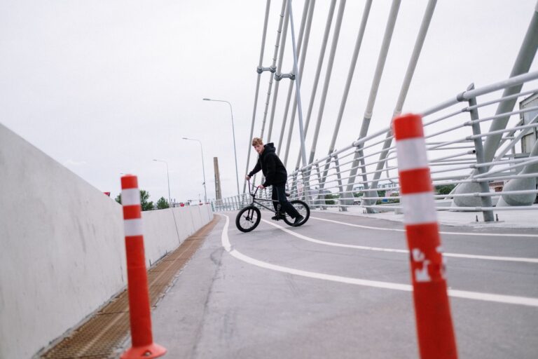 Fatal Bridge Cycling Accident Results in 29-Year Prison Sentence - Featured image
