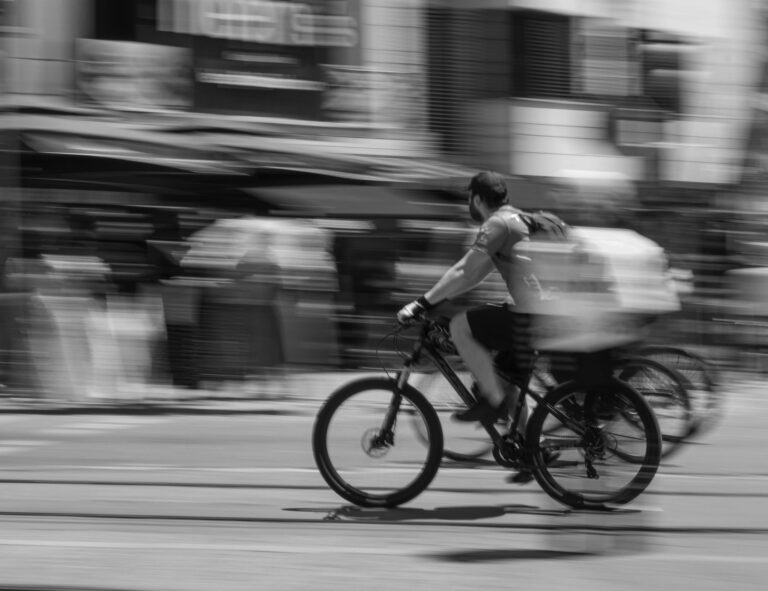 Driver sentenced to prison for fatal cyclist collision under influence charges - Featured image