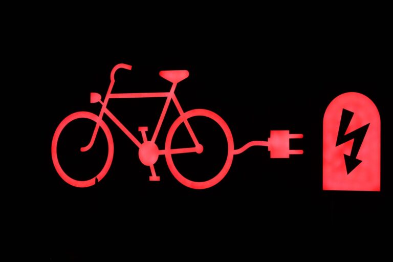Electric Bicycle Ban Rules Now Being Debated for Public Parks - Featured image