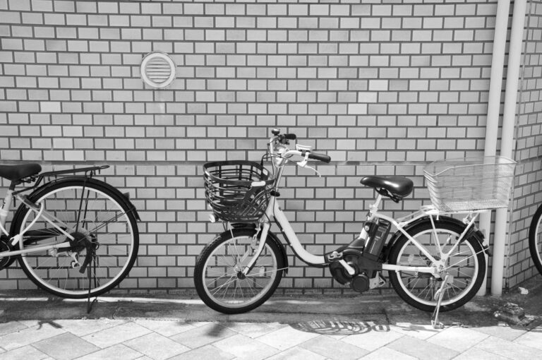 Electric Bike Charger Fire Safety Alert Following Battery Hazard Investigation - Featured image