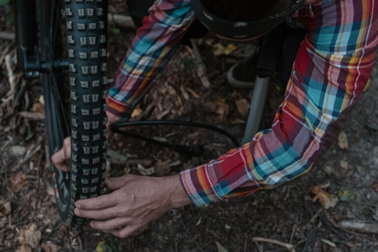 Best Tools and Cleaners for an E-Bike Chain: What Cyclists Should Compare - Featured image