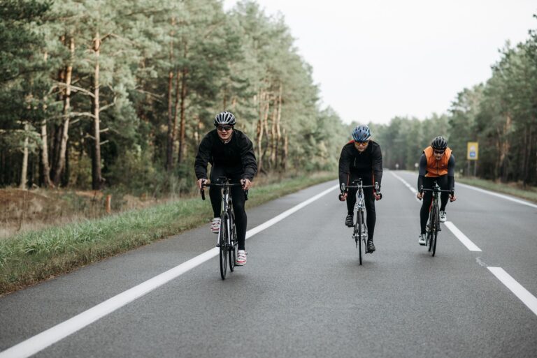 E-Bike Safety Guide: Fit, Visibility, and Common Risks - Featured image