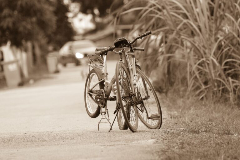 How to Inspect an All-Road Bike Before Buying: Frame, Wheels, Drivetrain, Brakes, and Fit - Featured image