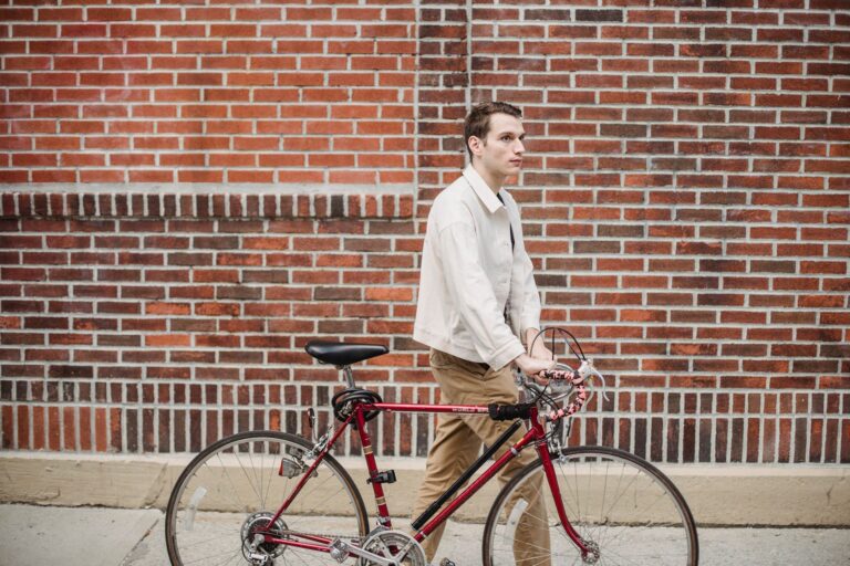 Libertyville's young e-bike riders hurt in collision near Milwaukee Avenue, Winchester intersection - Featured image