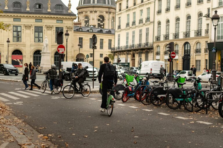 Paris-Nice Cycling Buying Guide 2026: Fit, Features, and Value - Featured image
