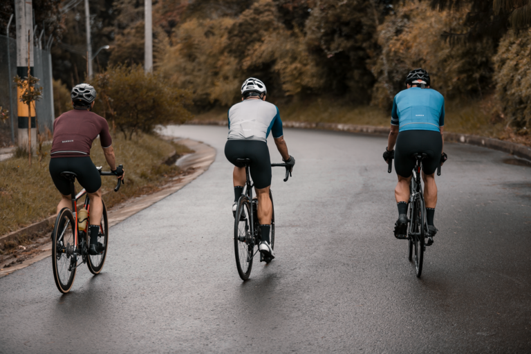 Top 10 Gear Essentials for Bike Commuting in the Rain: What Cyclists Need and What They Can Skip - Featured image