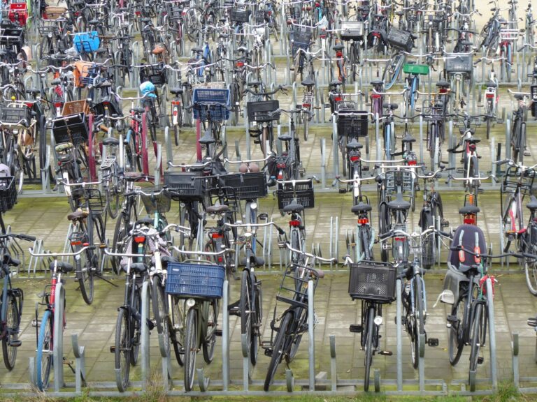 Used E-Bike Buying Checklist: Battery Health and Service Records - Featured image