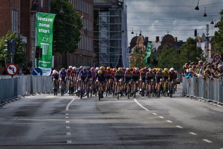 Common Zone 2 Cycling Questions: Intensity, Duration, Frequency, and Tracking Results for Cyclists - Featured image