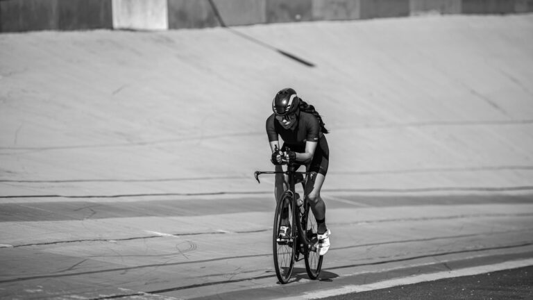 Time-Crunched Cycling Workouts for Riders With Only 30 Minutes a Day - Featured image